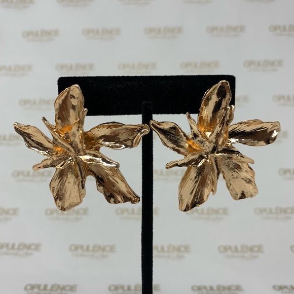 Melrose Earrings (Gold) - Picture 4 of 5